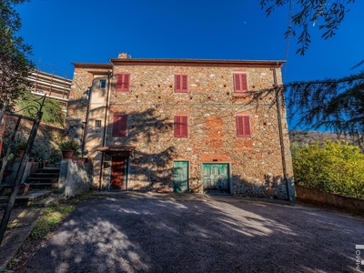 Historischer Casale mit schöner Aussicht