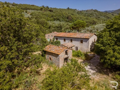 Rustikales Landhaus mit Panoramablick