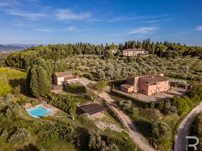 Historischer Rustico mit zwei Salzwasserpools