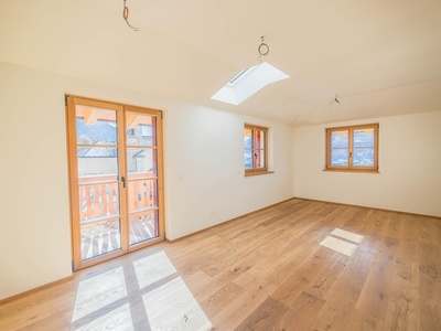 Large attic apartment in a quiet location