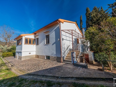 Bellissima proprietà con un grande potenziale