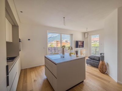 Neue 3-Zimmer Wohnung mit großer Terrasse!