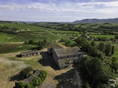 Großes Anwesen in traumhafter Lage