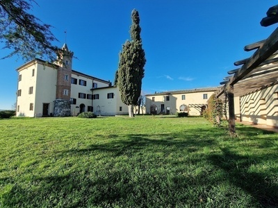 Well-kept agriturismo in the heart of the Chianti region