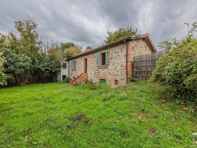 Rustico in very quiet panoramic location