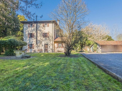 Herrschaftliche Villa in einzigartiger Lage