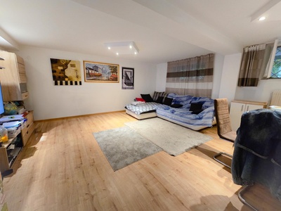 Well-maintained 2-room apartment near the center of Merano