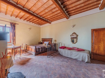 Large apartment in the center of Pienza