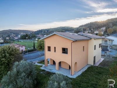 Doppelhaushälfte mit Blick auf den Lago Trasimeno