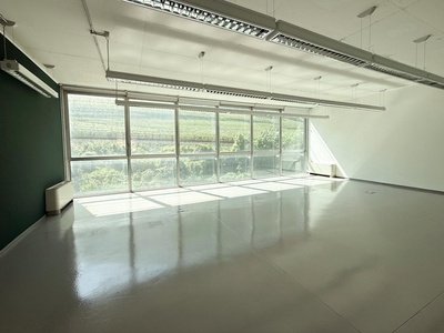 Helles Büro im Kampill Center