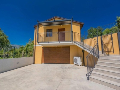 Villa in excellent condition in a beautiful location