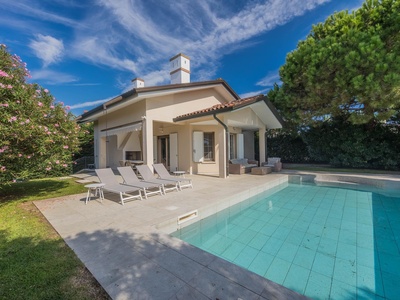 Wunderschöne Villa mit Schwimmbad