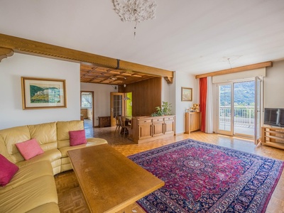 Große Wohnung mit spektakulärer Aussicht
