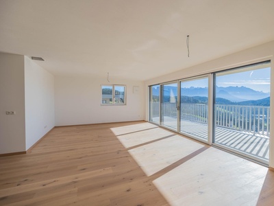 New penthouse apartment in a quiet location! ㅤ