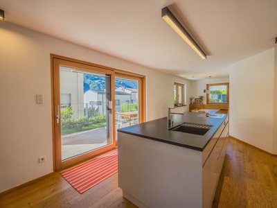 Exklusive 4-Zimmer Wohnung mit großem Garten