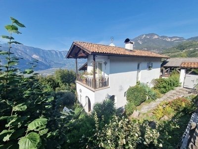 Bezauberndes Einfamilienhaus mit freier Aussicht!