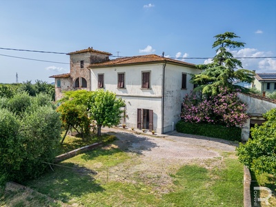 Rustico in a strategic location