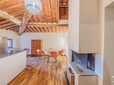 Sanierte Wohnung mit Blick auf das Chiantigebiet