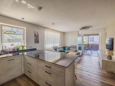 Neuwertige 2-Zimmer Wohnung mit zwei großzügigen Terrassen