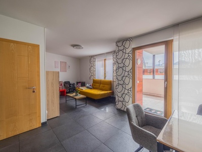 Großzügige Wohnung in ausgezeichneter Lage