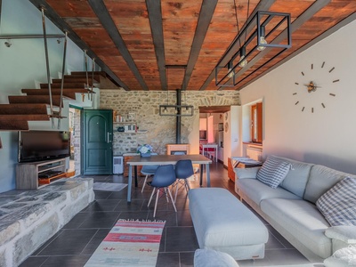 Charmantes Steinhaus mit Blick in die Berge