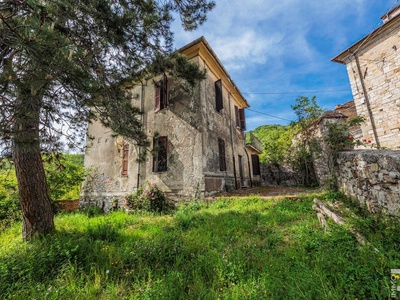 Historische Villa mit großem Potenzial