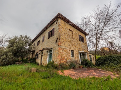 Rustico con vista spettacolare