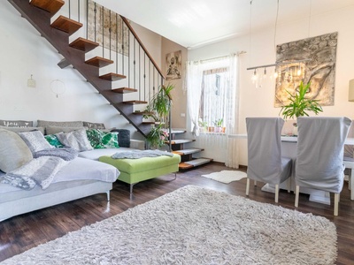 Well-maintained 3-room apartment with two terraces