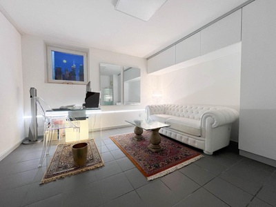 Helle 2-Zimmer Wohnung mit schöner Aussicht