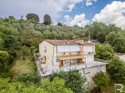 Villa mit spektakulärem Blick auf Siena und die Crete Senesi