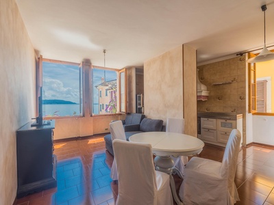 Große Wohnung mit traumhaftem Seeblick