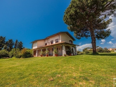 Villa ben tenuta vicino al mare