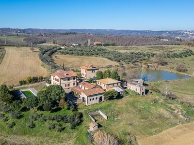 Agriturismo ben curato con vista fantastica