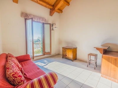 Charming 2-room apartment with balcony