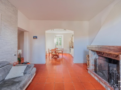 Renovated detached house with garden