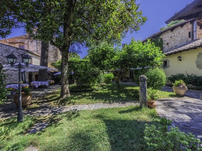 Historic Hotel with Restaurant in the Heart of Poppi
