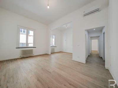Sanierte 4-Zimmer Wohnung im Herzen von Pisa