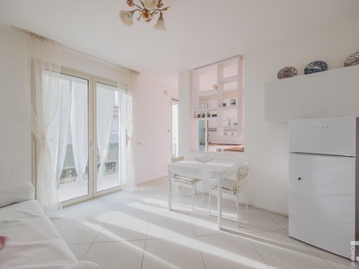 Moderne Dachgeschosswohnung mit großer Terrasse
