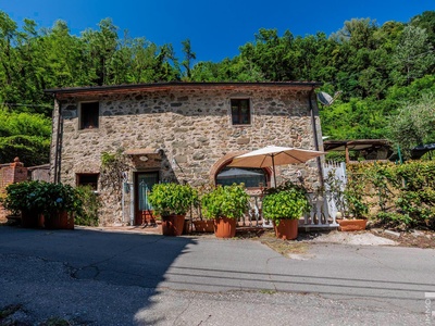 Historic casale with a pool and spa area