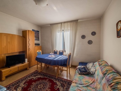 Zweifamilienhaus mit Garten und Ausbaupotenzial