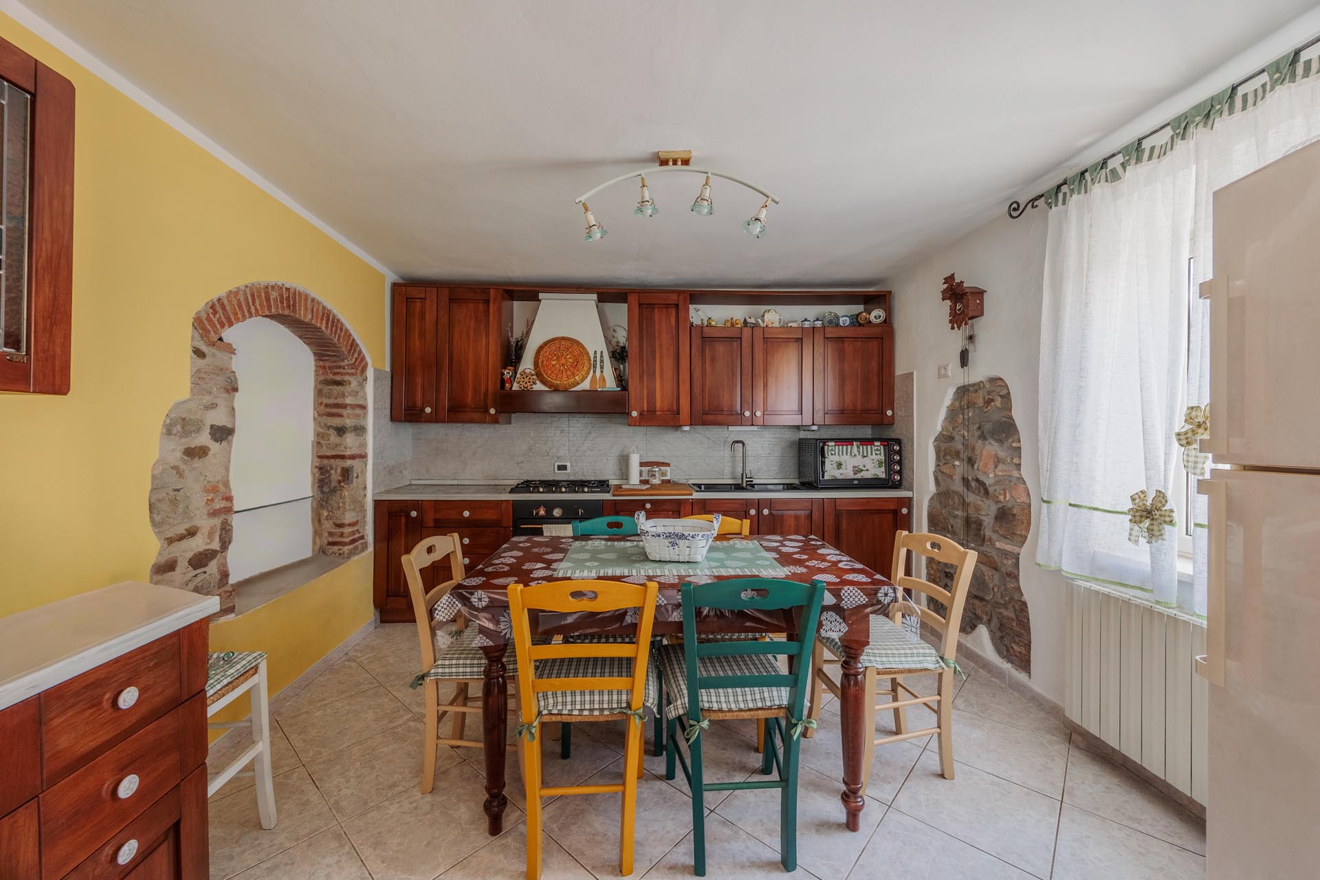 Apartment in Castagneto Carducci - Image 4