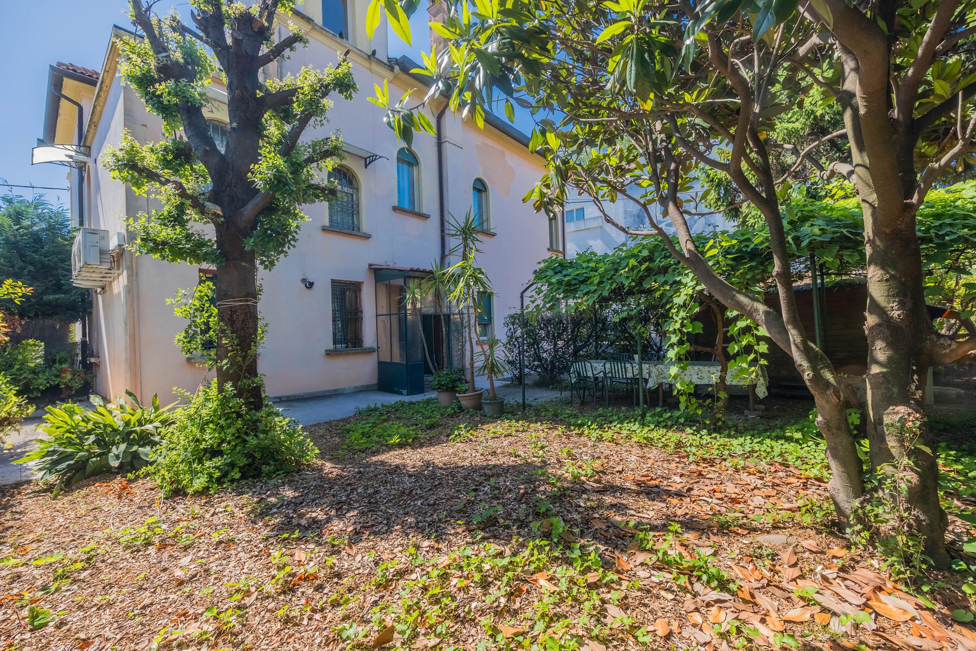 Villa in Venice - Image 4