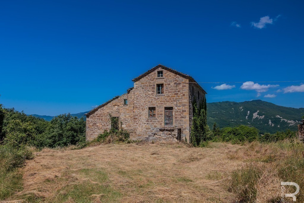 House in Sestino - view 1