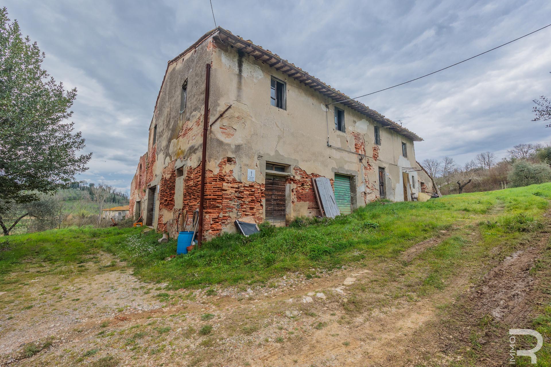 House in Fucecchio - view 1