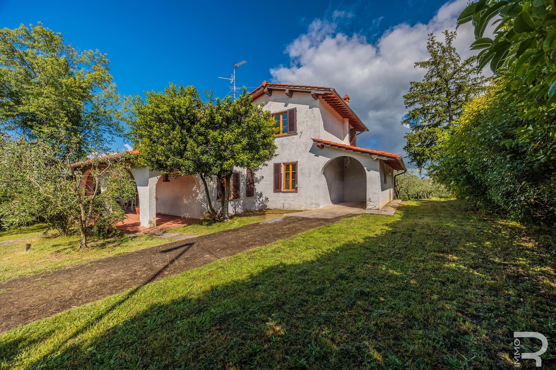 Villa in Reggello - view 1
